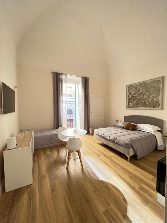 Suite Murat Bari Exterior photo