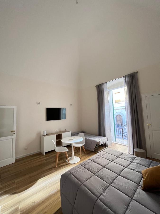 Suite Murat Bari Exterior photo